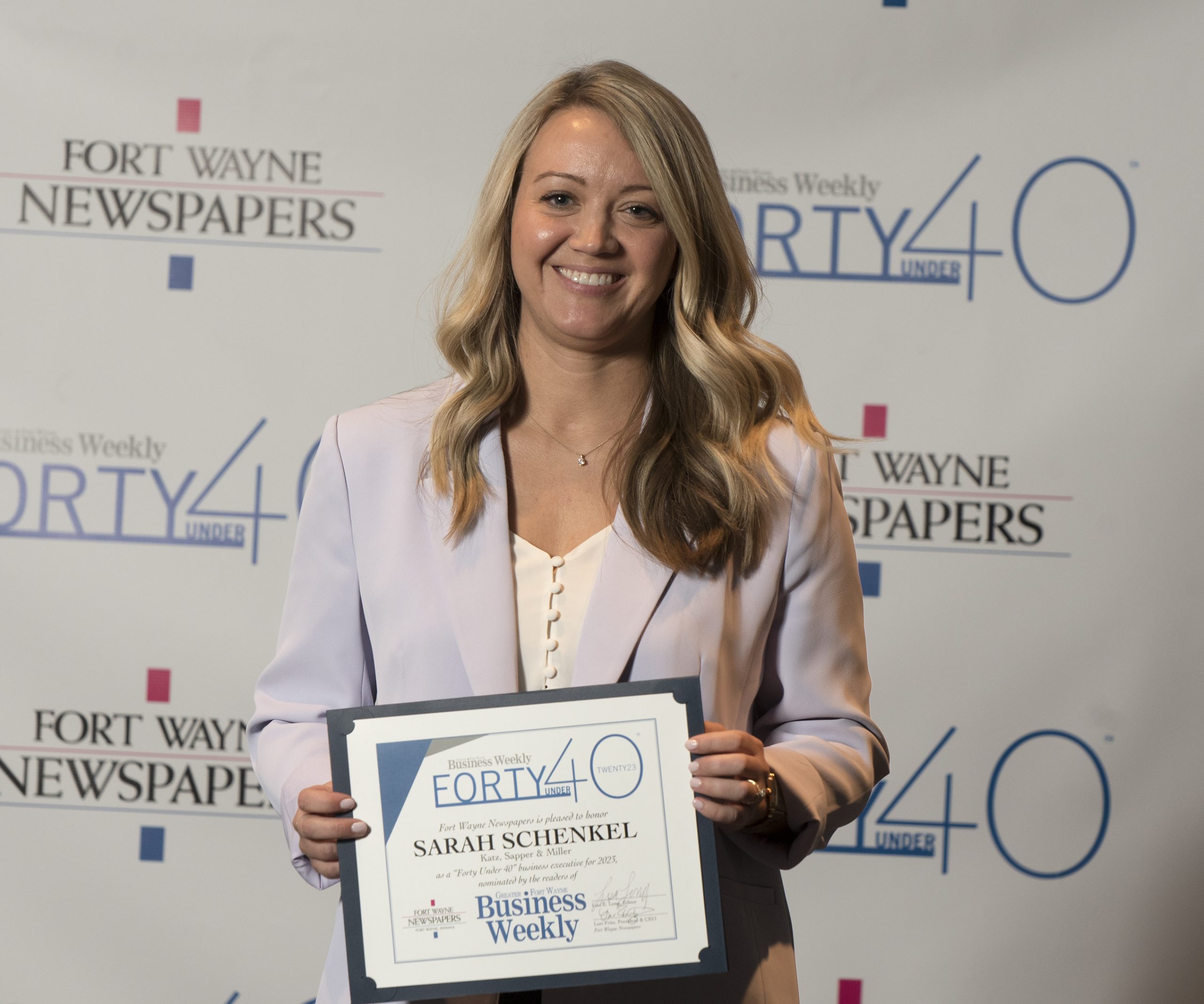 40u40-sarahschenkel2